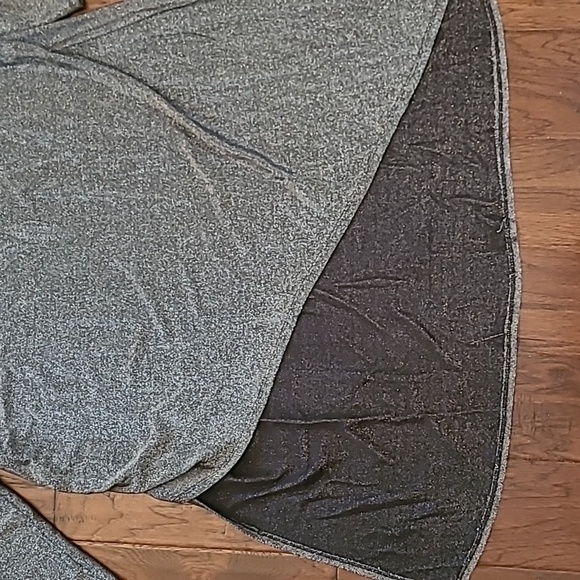 💥3for$12💥 Cato women's asymmetrical shimmery tunic size 18/20W - Picture 3 of 7